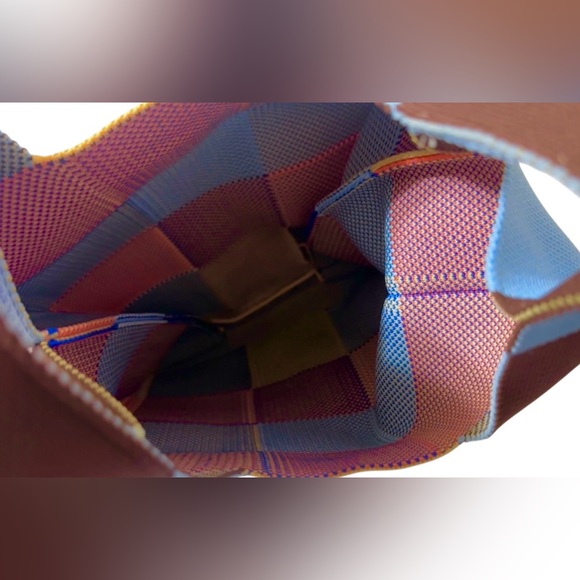 NWOT Square Pattern Knitted Tote Bag  8” x 9.5” - Picture 7 of 7